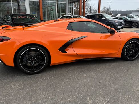 Used 2022 Chevrolet Corvette Stingray Preferred Conv w/ Z51 Performance Package image 3