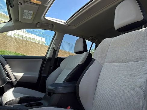 Used 2017 Toyota RAV4 XLE image 23