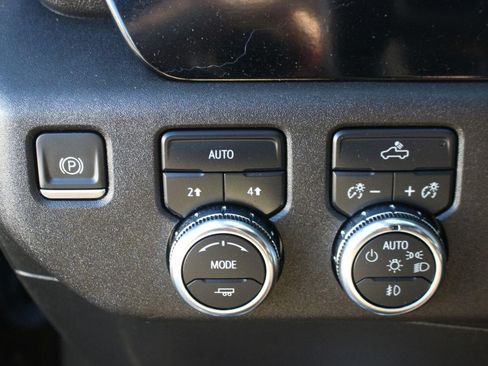 Used 2023 GMC Sierra 1500 Elevation AWD/4WD image 30