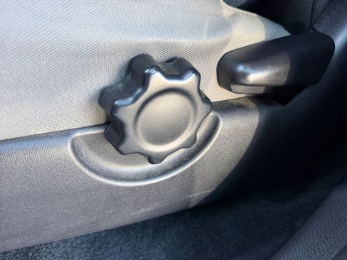 Used 2019 Toyota Tacoma SR5 RWD image 14