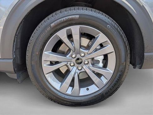 Used 2025 Ford Explorer Active w/ Active Comfort Package AWD/4WD image 25