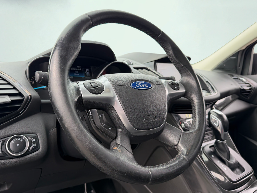 Used 2016 Ford Escape Titanium AWD/4WD image 14