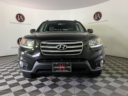 Used 2012 Hyundai Santa Fe SE image 3