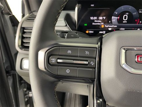 New 2026 GMC Acadia AT4 w/ Luxury Package image 6