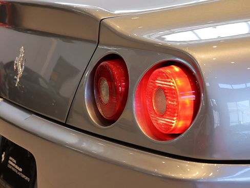 Used 1999 Ferrari 550 Maranello Coupe RWD image 41