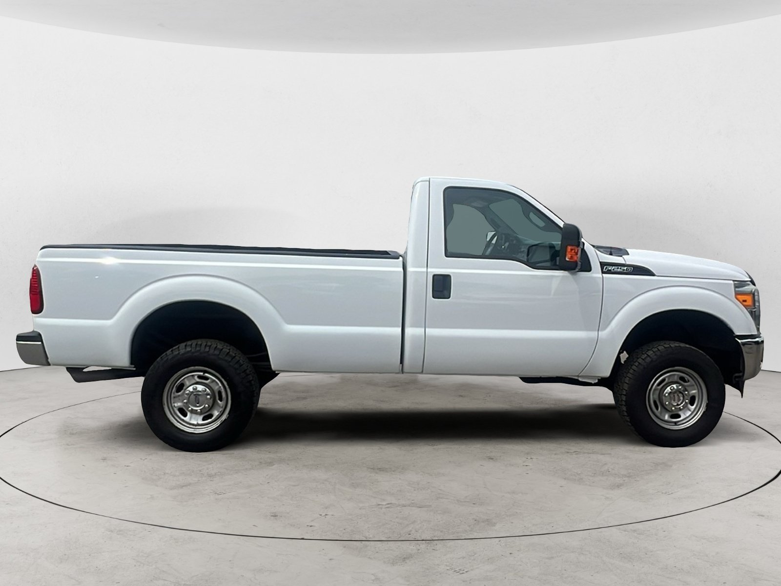 Used 2016 Ford F250 XL w/ Power Equipment Group AWD/4WD image 7