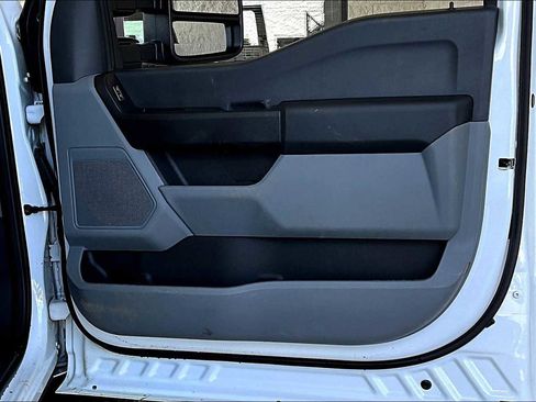Used 2024 Ford F250 XL w/ XL Chrome Package image 21