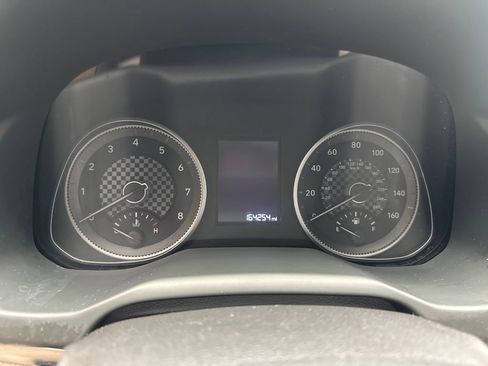 Used 2019 Hyundai Elantra SE FWD image 48