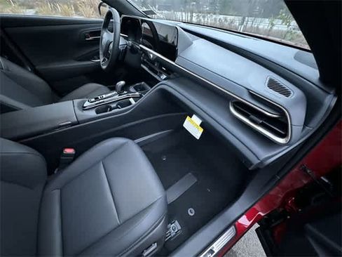 New 2025 Toyota Crown Signia XLE image 19