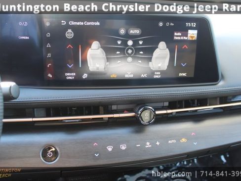 Used 2025 Nissan Ariya FWD image 24