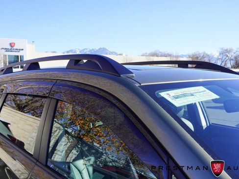 Used 2024 Subaru Ascent Onyx Edition image 5