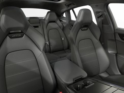 New 2026 Porsche Panamera GTS image 5