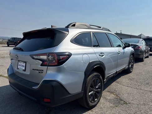 Used 2023 Subaru Outback Onyx Edition XT AWD/4WD image 5