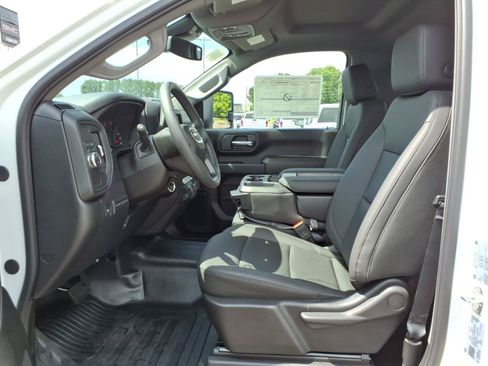 New 2026 GMC Sierra 2500 Pro w/ Convenience Package RWD image 19