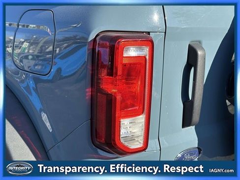 Used 2022 Ford Bronco Big Bend image 11