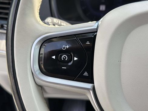 Used 2023 Volvo XC90 B6 Plus w/ Protection Package Premier AWD/4WD image 17