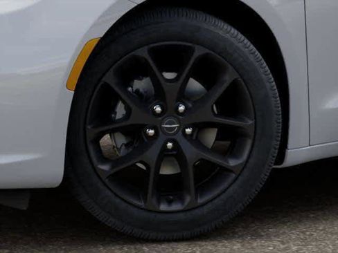 New 2026 Chrysler Pacifica Select image 22