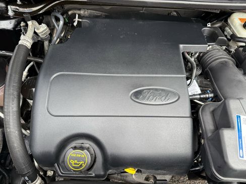 Used 2017 Ford Explorer Limited w/ Equipment Group 301A FWD image 20