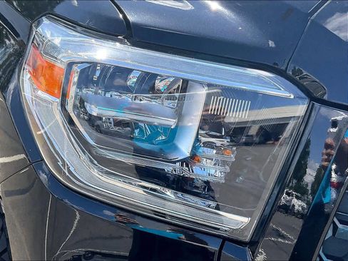 Used 2020 Toyota Tundra Platinum AWD/4WD image 28