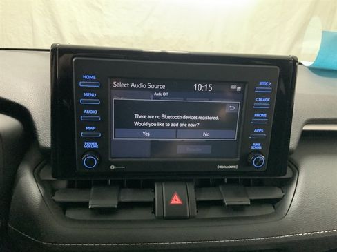 Used 2021 Toyota RAV4 LE AWD/4WD image 21