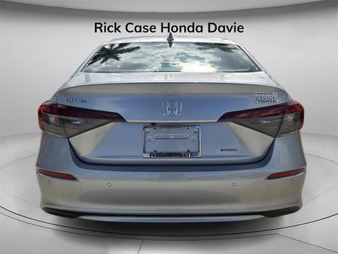 Certified 2025 Honda Civic Sport image 6