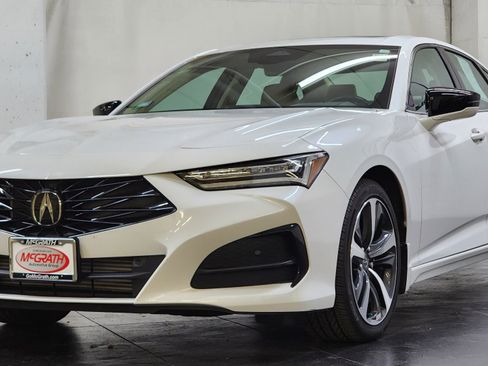 Certified 2024 Acura TLX w/ Technology Package image 11