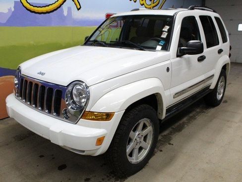 Used 2006 Jeep Liberty Limited image 9