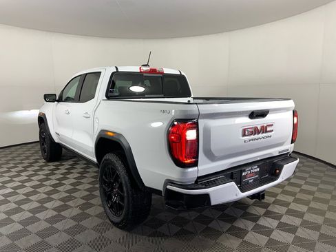 Used 2025 GMC Canyon Elevation w/ Convenience Package image 8