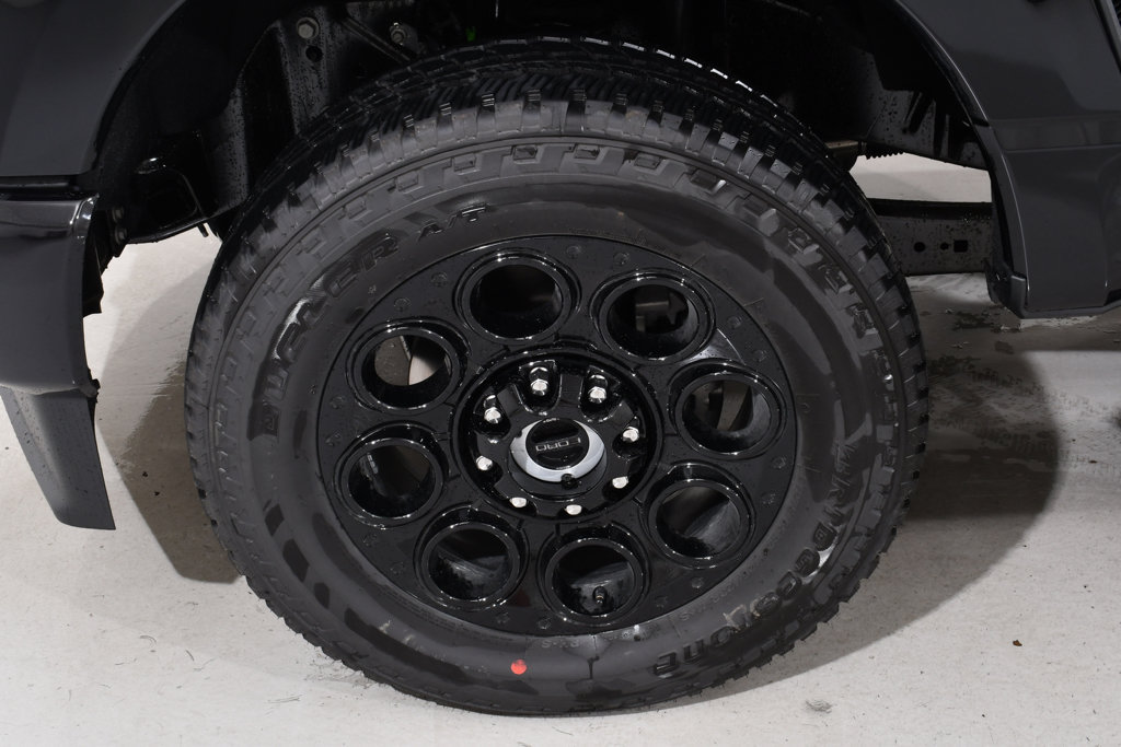 New 2026 Ford F350 XLT w/ XLT Premium Package AWD/4WD image 25