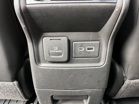 Used 2021 GMC Acadia Denali w/ Denali Ultimate Package image 15