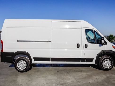 New 2026 RAM ProMaster 2500 w/ Convenience Group FWD image 13