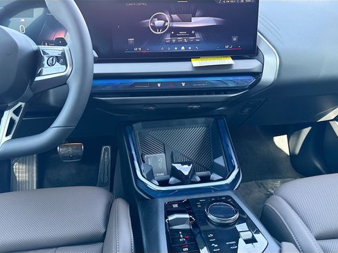 New 2026 BMW X3 xDrive30 w/ Premium Package AWD/4WD image 19