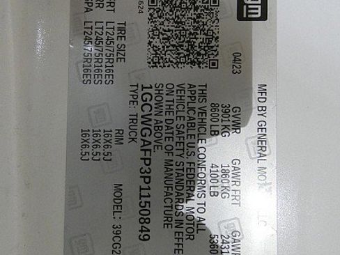 Used 2023 Chevrolet Express 2500 w/ Driver Convenience Package image 23