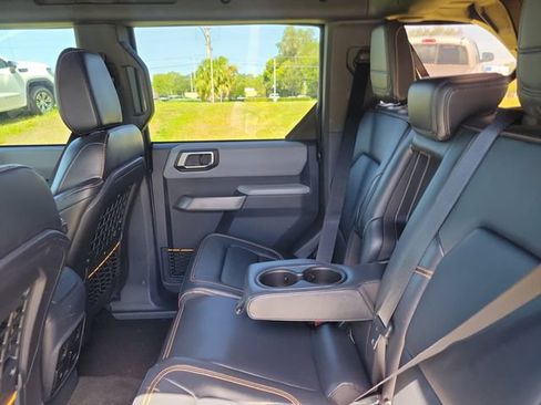 Used 2021 Ford Bronco Badlands AWD/4WD image 12
