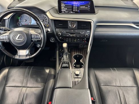 Used 2019 Lexus RX 350L Luxury w/ Accessory Package AWD/4WD image 17