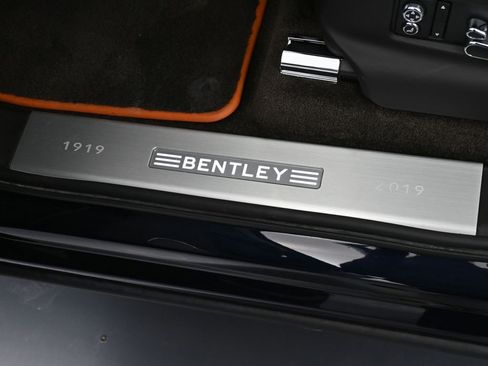 Certified 2020 Bentley Bentayga image 16