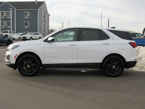 Used 2022 Chevrolet Equinox LT image 9