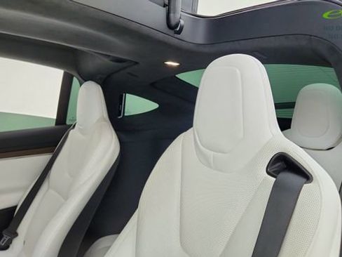 Used 2022 Tesla Model X AWD/4WD image 32