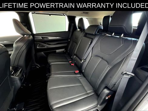 Certified 2025 INFINITI QX60 Luxe FWD image 35