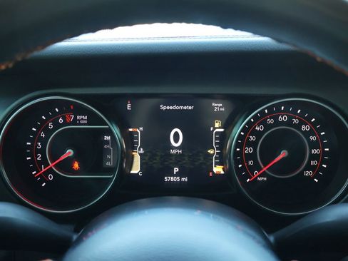 Used 2021 Jeep Gladiator Mojave AWD/4WD image 31