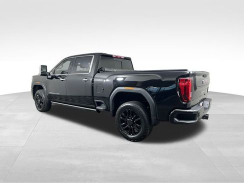 Used 2022 GMC Sierra 2500 Denali w/ Denali Black Diamond Edition image 4