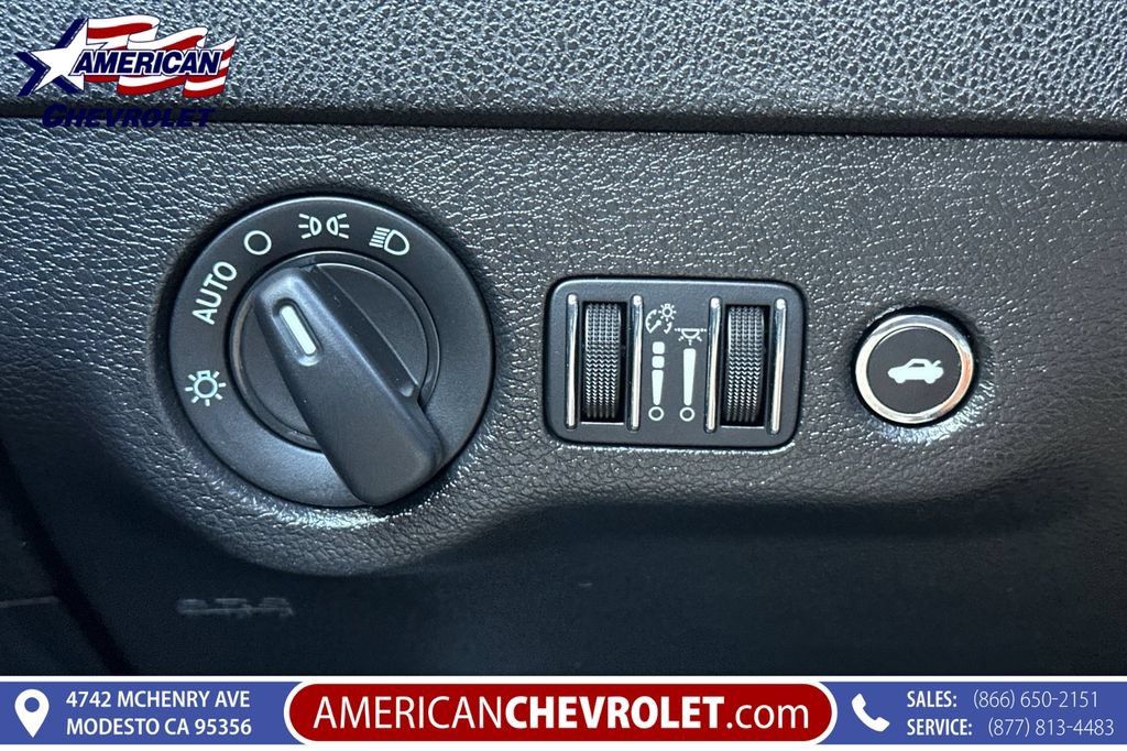 Used 2023 Dodge Charger SXT RWD image 36