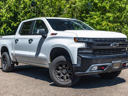 Used 2021 Chevrolet Silverado 1500 LT Trail Boss w/ Convenience Package II AWD/4WD image 1