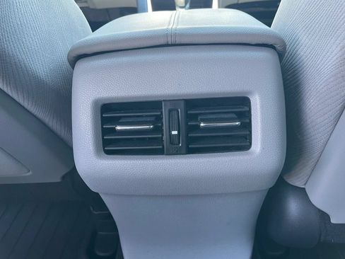 Used 2013 Honda Accord EX image 39