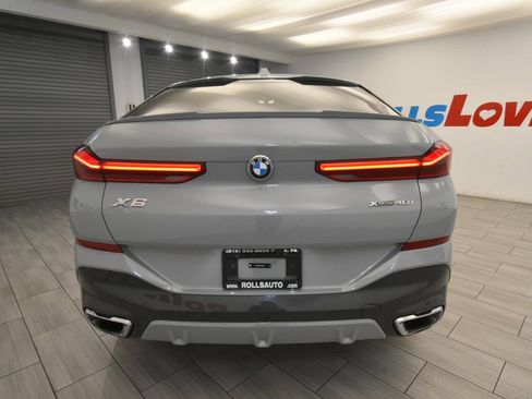 Used 2025 BMW X6 xDrive40i w/ Climate Comfort Package AWD/4WD image 4
