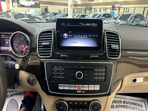 Used 2018 Mercedes-Benz GLS 450 4MATIC w/ Premium Package image 30