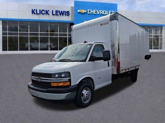 New 2025 Chevrolet Express 3500 1WT Cutaway Van w/ Power Convenience Package video 2