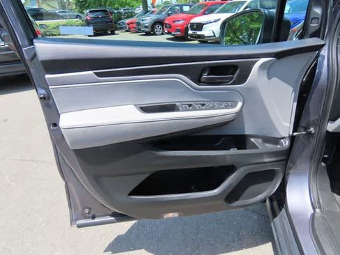 Used 2022 Honda Odyssey EX image 16