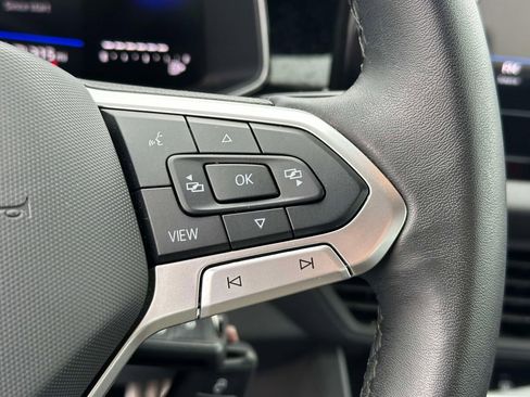 Used 2025 Volkswagen Jetta Sport FWD image 28