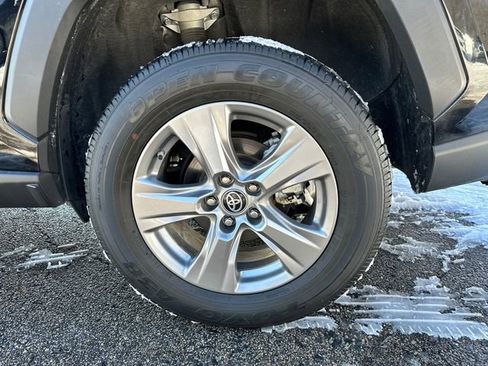 Used 2023 Toyota RAV4 LE image 13